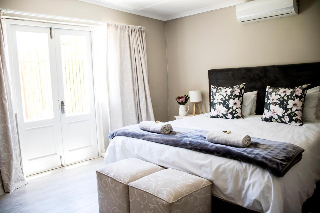 The Grey House Beaufort West Exterior foto